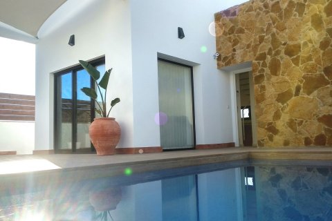 Villa for sale in Torrevieja, Alicante, Spain 3 bedrooms, 146 sq.m. No. 58061 - photo 6
