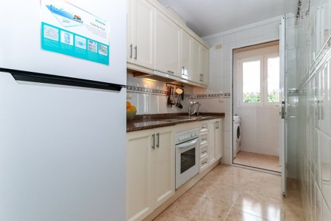 Bungalow for sale in Torrevieja, Alicante, Spain 2 bedrooms, 55 sq.m. No. 58304 - photo 8