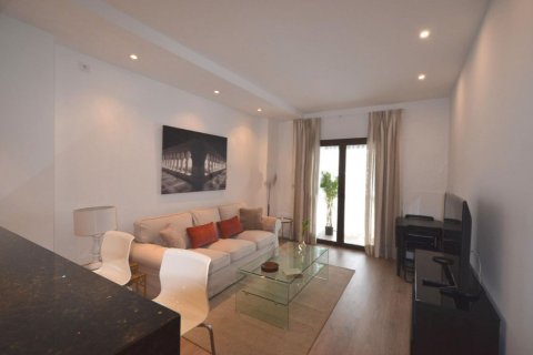 Apartment for sale in Madrid, Spain 2 bedrooms, 75 sq.m. No. 58453 - photo 2
