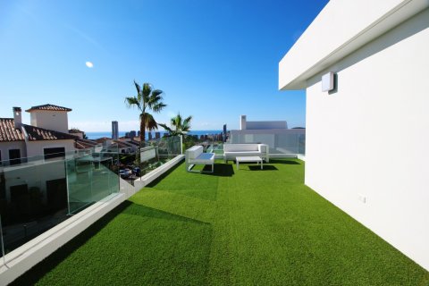 Villa for sale in Benidorm, Alicante, Spain 3 bedrooms, 200 sq.m. No. 57991 - photo 4