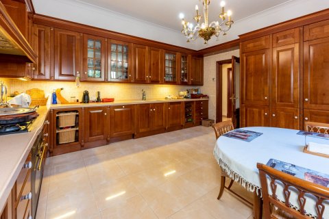 Villa for sale in Llucmajor, Mallorca, Spain 5 bedrooms, 850 sq.m. No. 59549 - photo 8