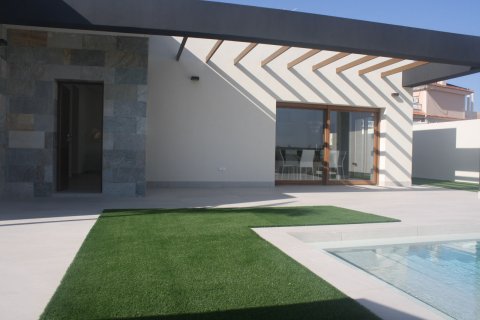 Villa for sale in Torrevieja, Alicante, Spain 3 bedrooms, 229 sq.m. No. 58794 - photo 8