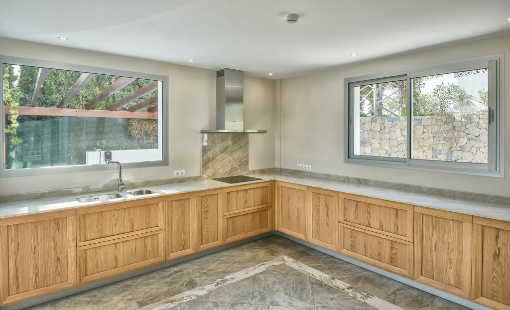 Villa à Calpe, Alicante, Espagne 3 chambres, 600 m2 No. 57696