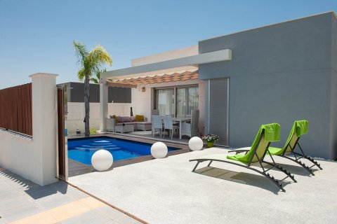 Villa for sale in Los Montesinos, Alicante, Spain 3 bedrooms, 81 sq.m. No. 58441 - photo 1