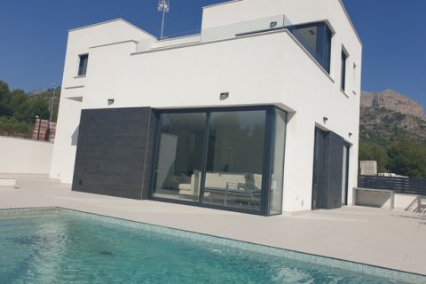 Villa for sale in Polop, Alicante, Spain 4 bedrooms, 144 sq.m. No. 58424 - photo 4