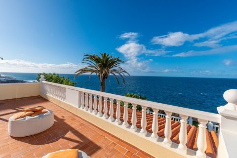 Villa for sale in Santa Cruz de Tenerife, Tenerife, Spain 3 bedrooms, 81 sq.m. No. 58653 - photo 1