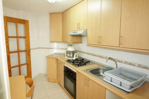 Apartment for sale in Benidorm, Alicante, Spain 2 bedrooms, 78 sq.m. No. 58936 - photo 10