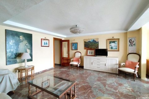 Apartment for sale in Benidorm, Alicante, Spain 2 bedrooms, 90 sq.m. No. 59393 - photo 7