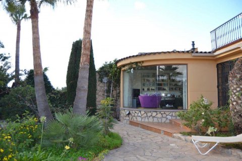 Villa for sale in La Nucia, Alicante, Spain 4 bedrooms, 330 sq.m. No. 58654 - photo 2