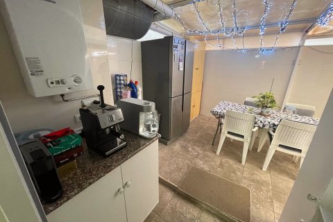 Apartment for sale in Alicante, Spain 3 bedrooms, 130 sq.m. No. 59409 - photo 6