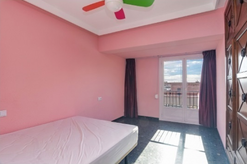 Apartment for sale in Alicante, Spain 7 bedrooms, 168 sq.m. No. 58728 - photo 7