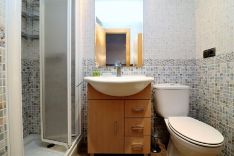 Apartment for sale in Benidorm, Alicante, Spain 2 bedrooms, 50 sq.m. No. 58955 - photo 7