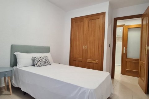 Apartment for sale in Alicante, Spain 3 bedrooms, 85 sq.m. No. 58914 - photo 7