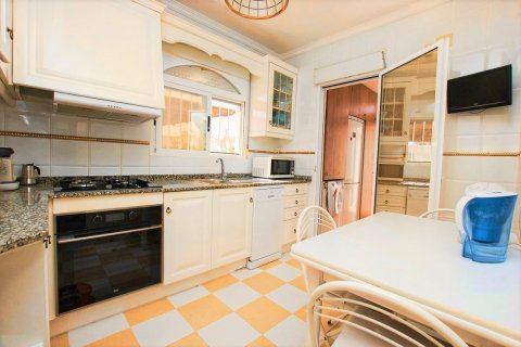Villa for sale in Torrevieja, Alicante, Spain 4 bedrooms, 130 sq.m. No. 58404 - photo 8