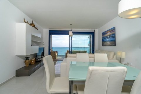 Apartment for sale in Punta Prima, Alicante, Spain 3 bedrooms, 107 sq.m. No. 59437 - photo 3