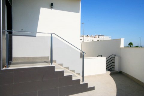 Villa for sale in Daya Vieja, Alicante, Spain 3 bedrooms, 125 sq.m. No. 58808 - photo 4