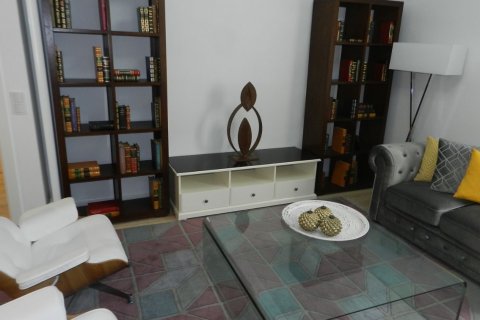 Apartment for sale in Madrid, Spain 3 bedrooms, 130 sq.m. No. 58458 - photo 4