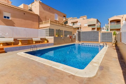 Bungalow for sale in La Mata, Alicante, Spain 2 bedrooms, 55 sq.m. No. 58303 - photo 1