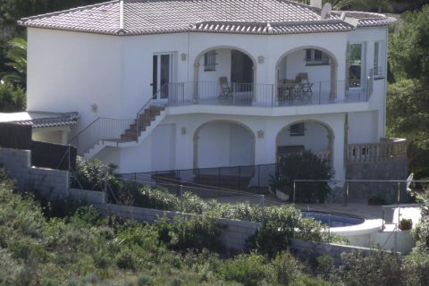 Villa for sale in Javea, Alicante, Spain 4 bedrooms, 298 sq.m. No. 58938 - photo 1