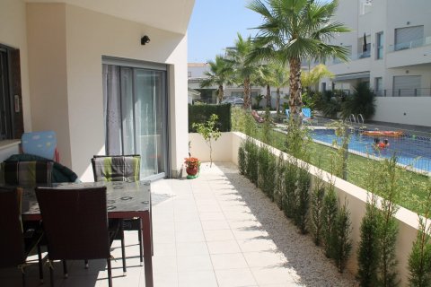 Bungalow for sale in Torrevieja, Alicante, Spain 2 bedrooms,  No. 58307 - photo 4