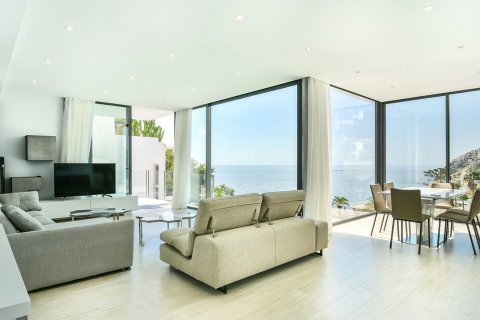 Villa for sale in Calpe, Alicante, Spain 4 bedrooms, 427 sq.m. No. 58396 - photo 7