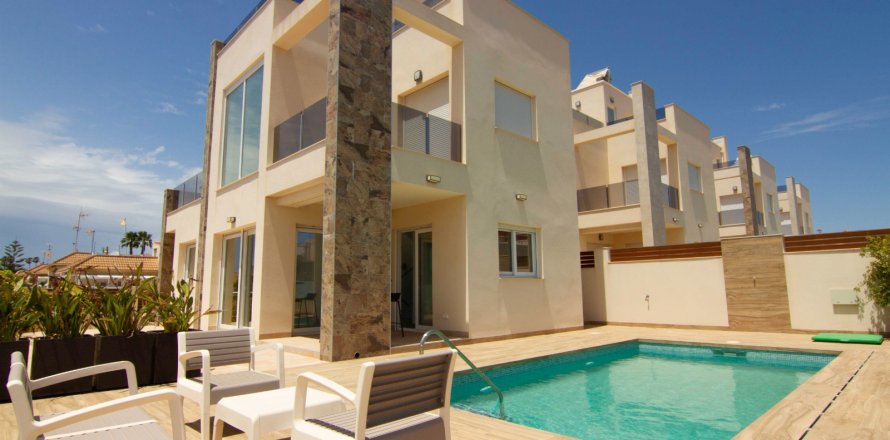 Villa in La Mata, Alicante, Spain 3 bedrooms, 320 sq.m. No. 58383