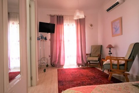 Villa for sale in Cabo Roig, Alicante, Spain 3 bedrooms, 111 sq.m. No. 58405 - photo 7