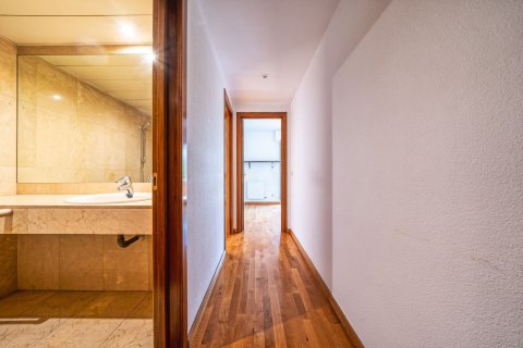 Apartment for sale in Madrid, Spain 2 bedrooms, 120 sq.m. No. 59285 - photo 8