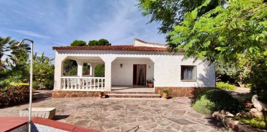 Villa in Lliria, Valencia, Spain 4 bedrooms, 222 sq.m. No. 59523