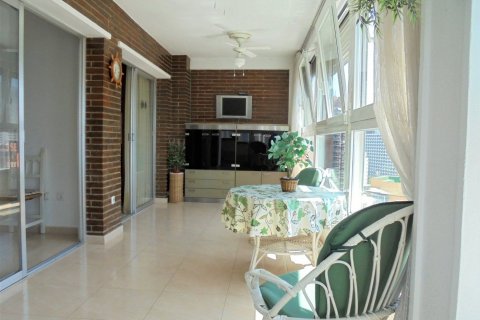 Apartment for sale in Benidorm, Alicante, Spain 2 bedrooms, 73 sq.m. No. 59232 - photo 4