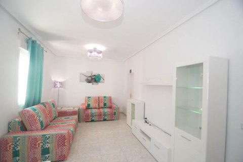 Villa for sale in Ciudad Quesada, Alicante, Spain 3 bedrooms, 85 sq.m. No. 58358 - photo 6