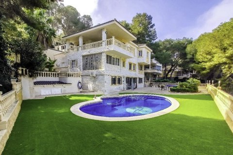 Villa for sale in Campoamor, Alicante, Spain 6 bedrooms, 360 sq.m. No. 58983 - photo 3