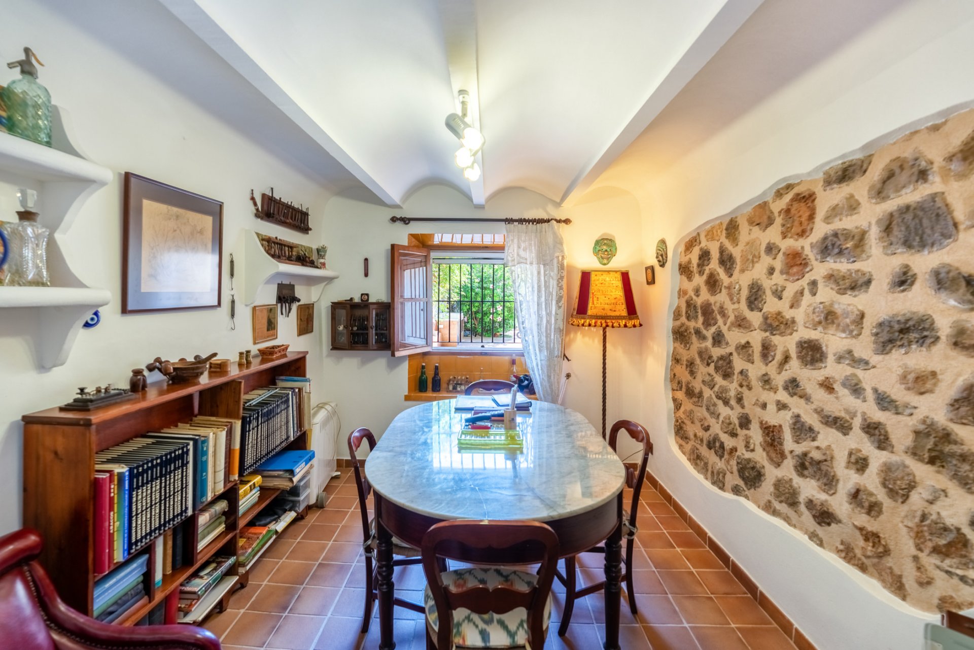 Huvila Port De Soller, Mallorca, Espanja 7 makuuhuonetta, 400 m2 No. 33028