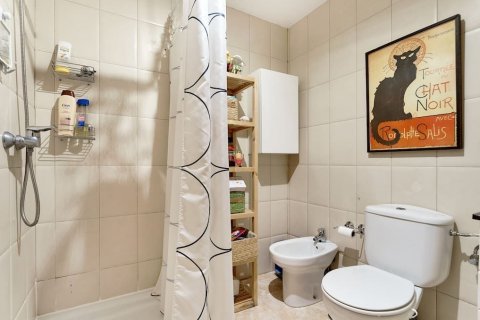 Apartment for sale in San Juan, Alicante, Spain 2 bedrooms, 115 sq.m. No. 59956 - photo 8