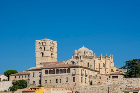 A deserted town in Zamora was sold for 240,000 euros