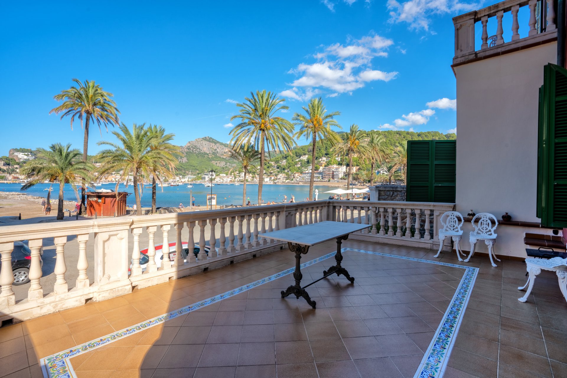 Huvila Port De Soller, Mallorca, Espanja 7 makuuhuonetta, 400 m2 No. 33028