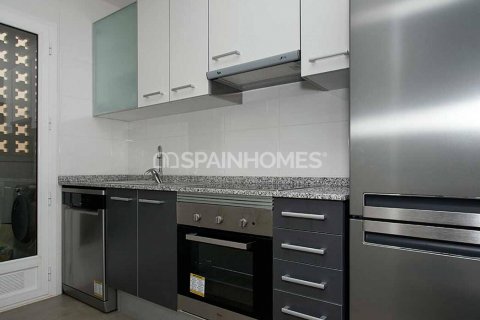 Apartment for sale in Santa Pola, Alicante, Spain 3 bedrooms, 80 sq.m. No. 60072 - photo 20