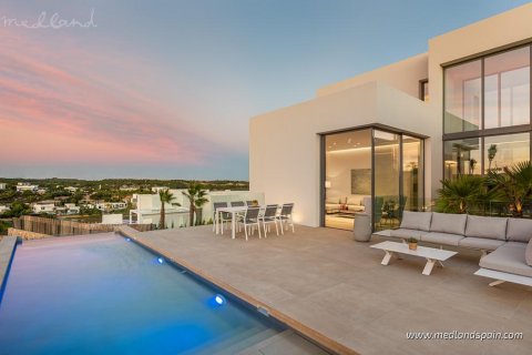 Villa for sale in Orihuela, Alicante, Spain 3 bedrooms, 240 sq.m. No. 47466 - photo 6