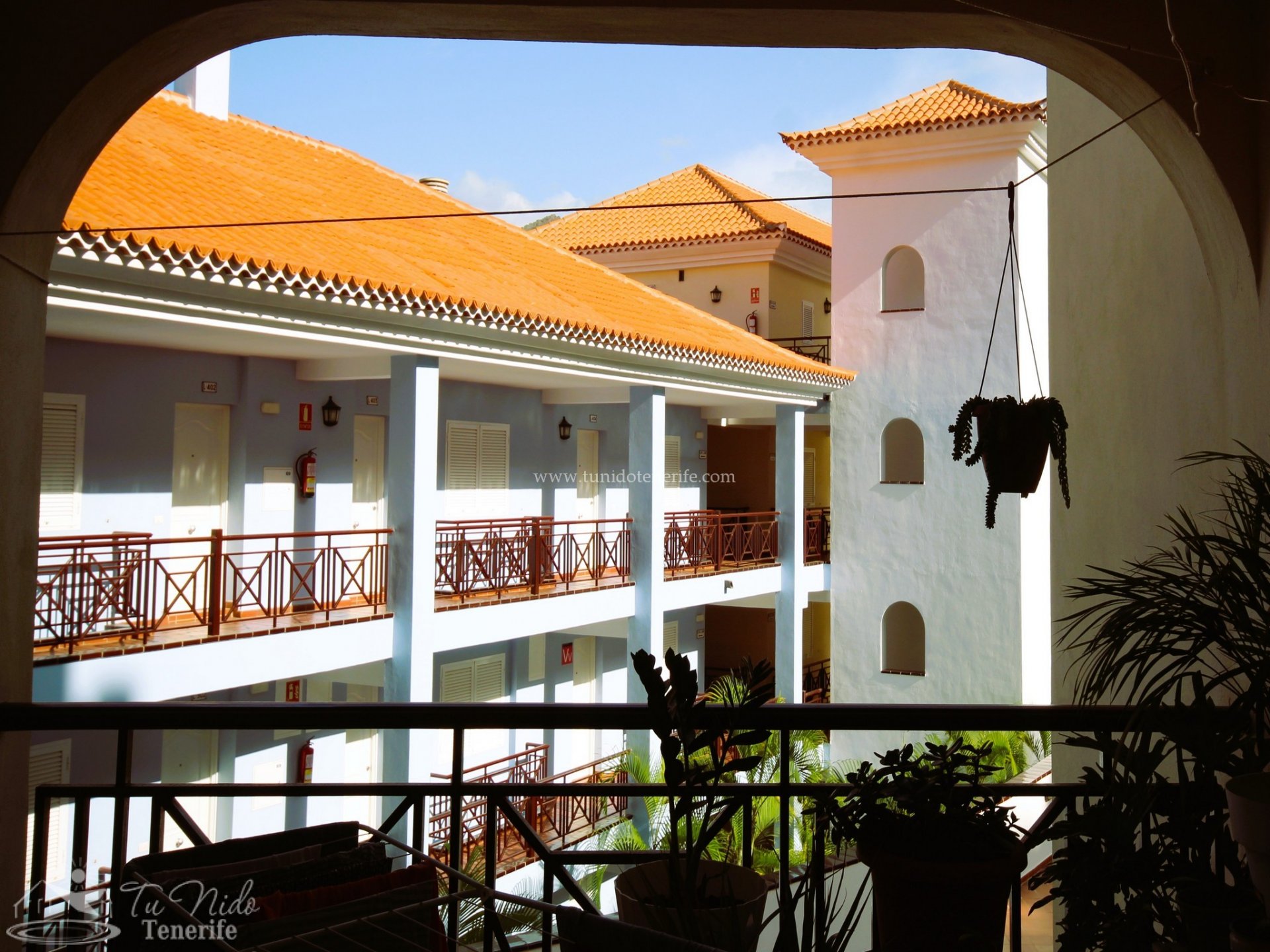 Apartment in Los Cristianos, Tenerife, Spain 2 bedrooms, 75 sq.m. No. 60190