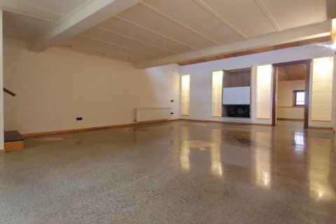 Apartment for sale in Valencia, Spain 3 bedrooms, 180 sq.m. No. 60390 - photo 5