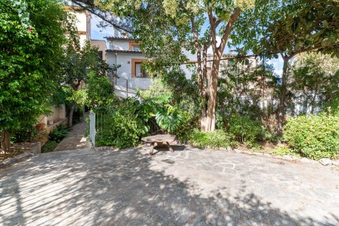 Townhouse for sale in Soller, Mallorca, Spain 4 bedrooms, 365 sq.m. No. 32847 - photo 23