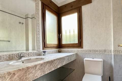 Villa for sale in Altea, Alicante, Spain 3 bedrooms, 130 sq.m. No. 60189 - photo 10