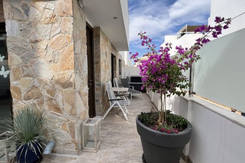 Townhouse for sale in Cabo Roig, Alicante, Spain 3 bedrooms, 85 sq.m. No. 60347 - photo 3