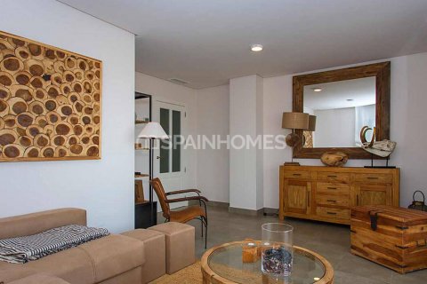 Apartment for sale in Santa Pola, Alicante, Spain 3 bedrooms, 80 sq.m. No. 60072 - photo 10