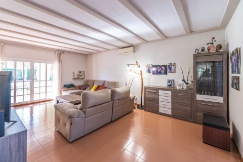 House for sale in Valencia, Spain 5 bedrooms, 260 sq.m. No. 60465 - photo 22