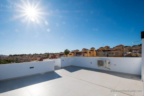 Villa for sale in San Miguel de Salinas, Alicante, Spain 3 bedrooms, 155 sq.m. No. 9462 - photo 4
