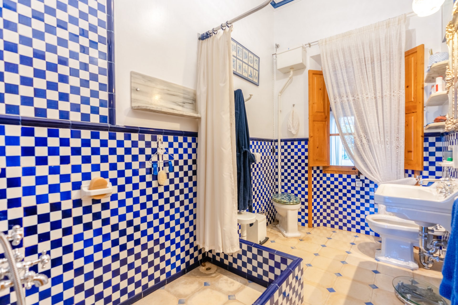 Huvila Port De Soller, Mallorca, Espanja 7 makuuhuonetta, 400 m2 No. 33028