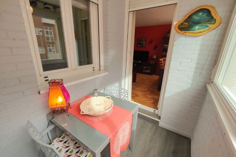 Apartment for sale in Madrid, Spain 3 bedrooms, 147 sq.m. No. 60162 - photo 9