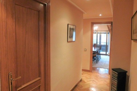 Apartment for rent in Moralzarzal, Madrid, Spain 6 bedrooms, 313 sq.m. No. 60876 - photo 27