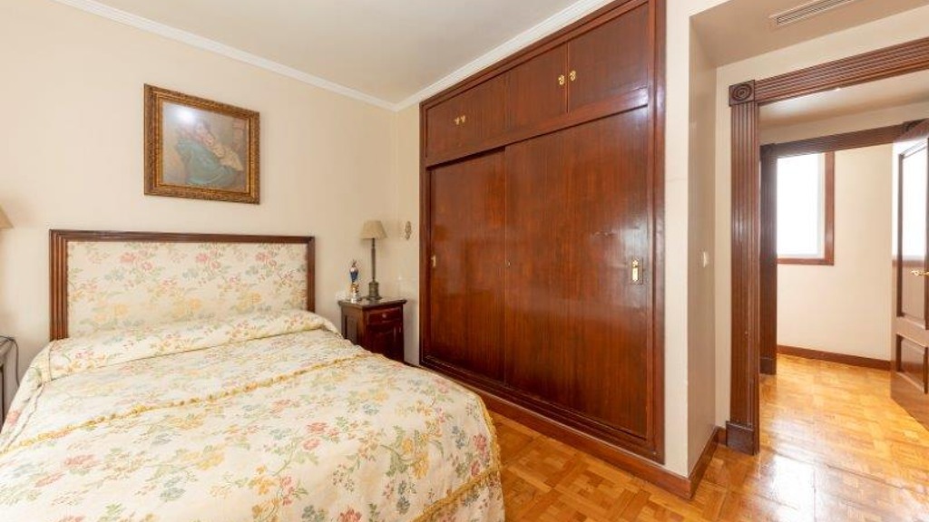Dzīvoklis Jerez de la Frontera, Cadiz, Spānijā 4 istabas, 371.15 m2 Nr. 61015